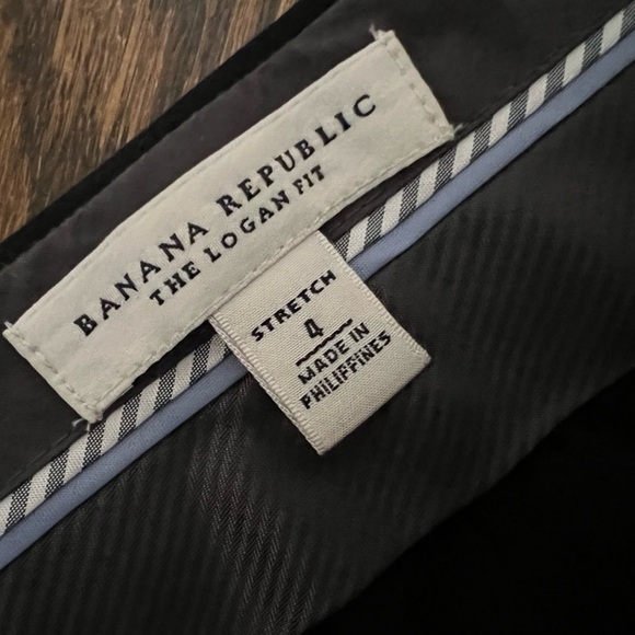 Banana Republic Women’s Suit - Picture 6 of 11